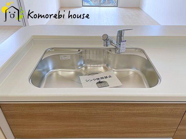 西区二ツ宮　新築一戸建て　リーブルガーデン　01のキッチン|お料理しやすいキッチンです