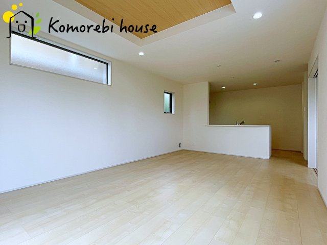 西区二ツ宮　新築一戸建て　リーブルガーデン　01の居間・リビング|使いやすいリビングです