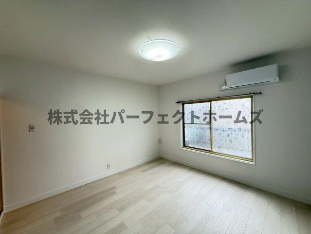 private Stockくずは並木の洋室|広々とした洋室です