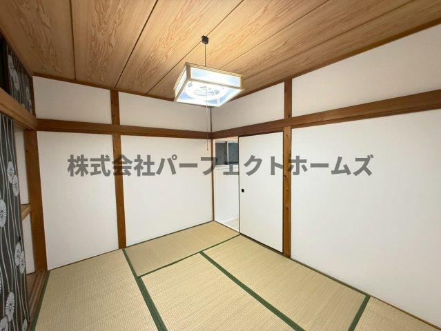 private Stockくずは並木の和室|明るい和室です