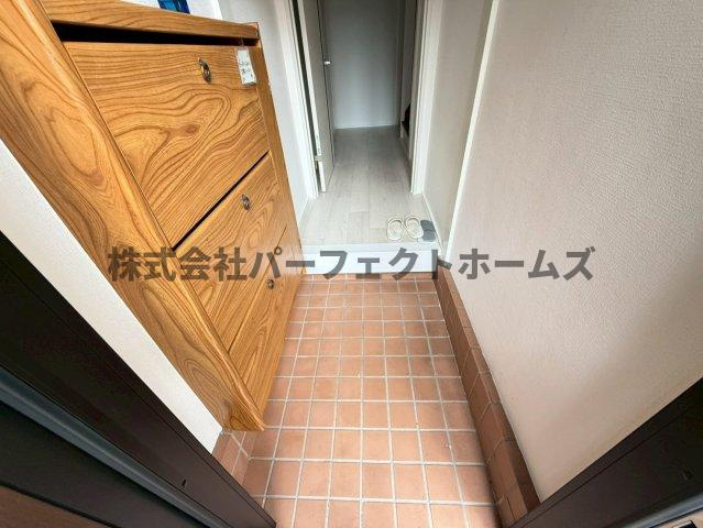 private Stockくずは並木の玄関|玄関です