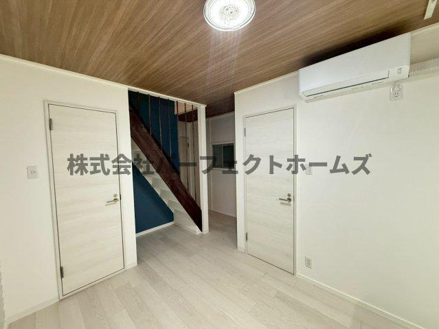 private Stockくずは並木の居間・リビング|ダイニングです