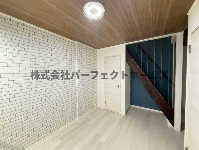 private Stockくずは並木のキッチン|ダイニングキッチンです