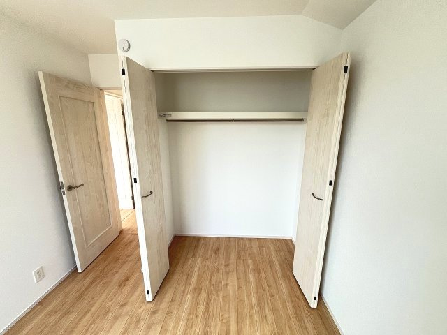 【収納】 | 福岡市西区拾六町4丁目　B号棟（全2棟）【仲介手数料無料・0円】 | 施工例。施工例は完成時と異なる場合があります。
