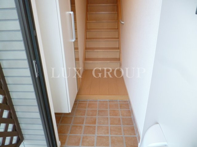 【玄関】 | サクラヴィレッジA