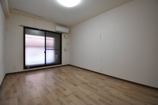 エルロード住吉7号館の寝室