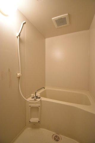 エルロード住吉7号館の浴室