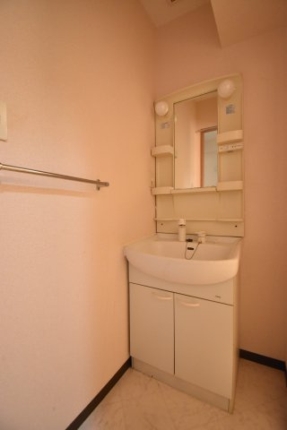 エルロード住吉7号館の洗面所