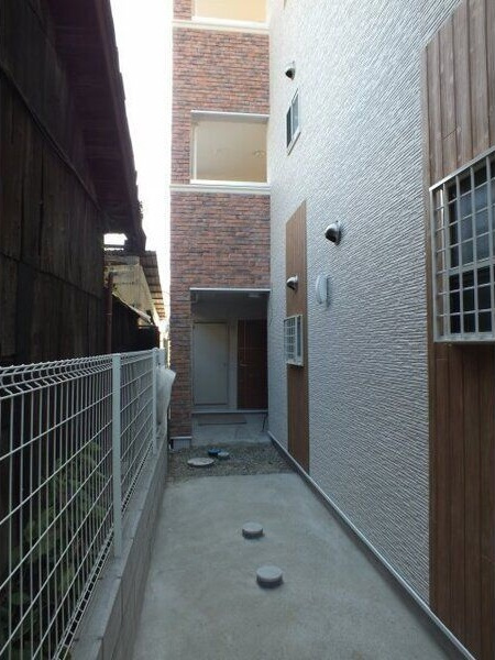 レジデンス千里丘のエントランス