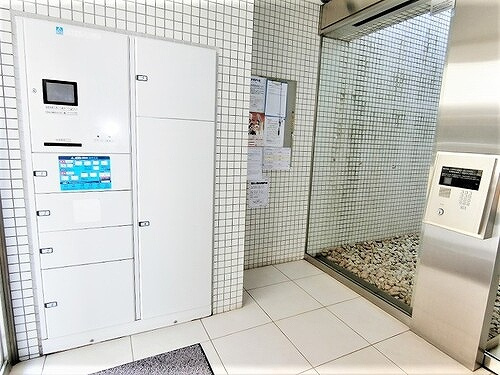 アーバンビュー渚ガーデン・タワーヴィレッジ１番館のその他|宅配ボックス・オートロック　※2019年12月撮影