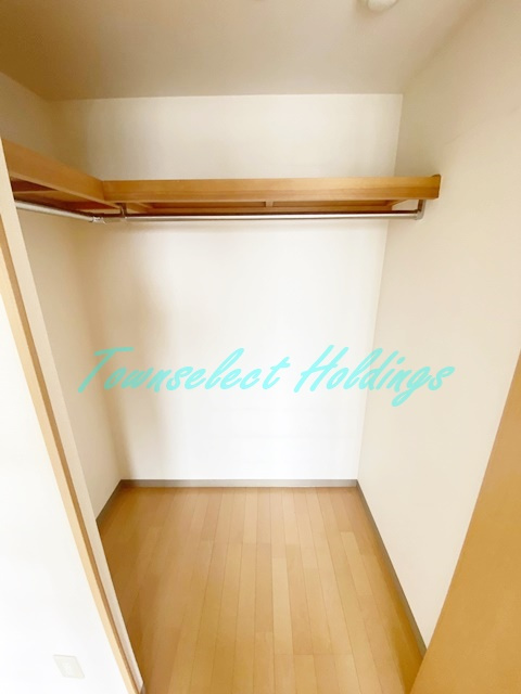 茅ヶ崎市茅ヶ崎２丁目の賃貸マンションの収納