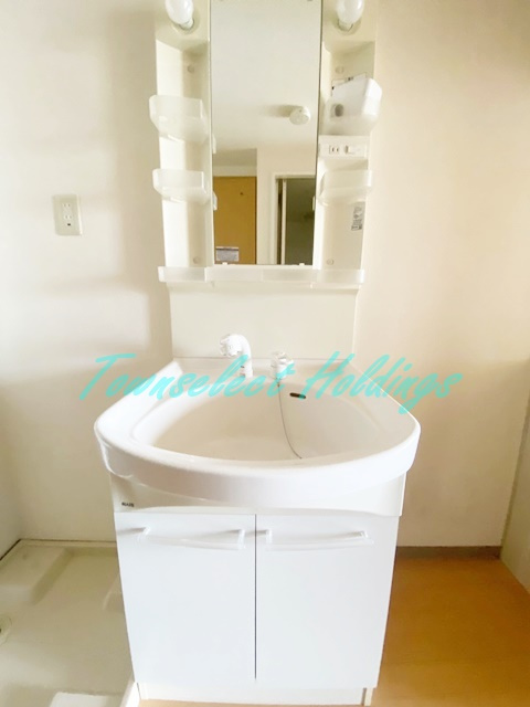 茅ヶ崎市茅ヶ崎２丁目の賃貸マンションの洗面所