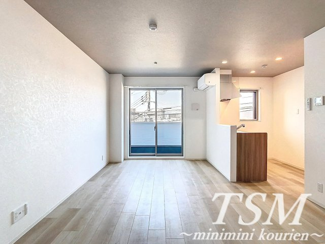 Ｅｎｄｌｅｓｓｌｙ　北中振の居間・リビング