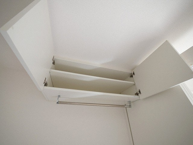 SERENiTE本町refletの設備|SERENiTE本町reflet（セレニテ本町ルフレ）　室内洗濯パン上部