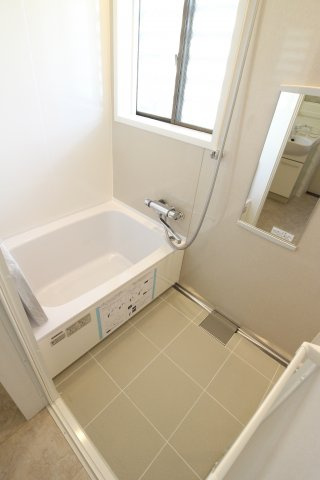 南別府4丁目戸建の浴室