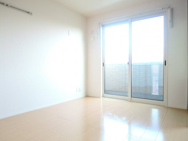 高槻市中川町のアパートの寝室