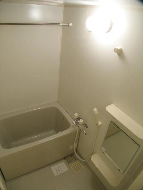 グレイスコート(埼玉)の浴室