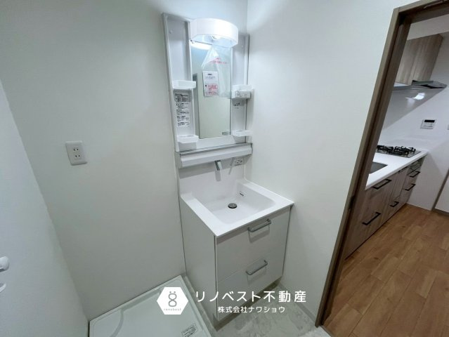 八戸ノ里グランドマンションB棟の独立洗面台|清潔感のある独立洗面台。
朝の身支度はここで完結できます◎