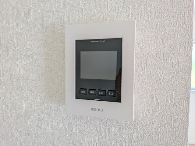 八王子市　泉町　新築一戸建て　２６期のセキュリティ|～TVモニター付インターホン　訪問者の確認に便利です～