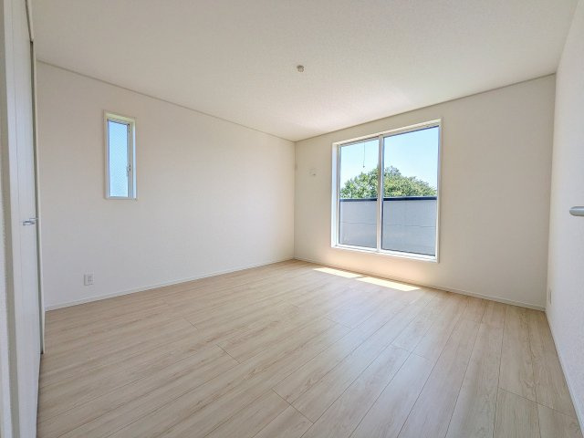 八王子市　泉町　新築一戸建て　２６期の寝室|～2階8.0帖の主寝室　ベッドなど大型家具のレイアウトもしやすい広さです～