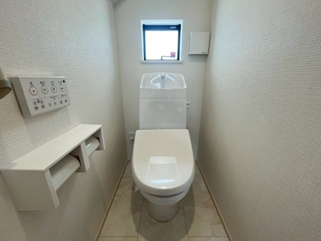 ハートフルタウン与那原町与那原　全4棟のトイレ