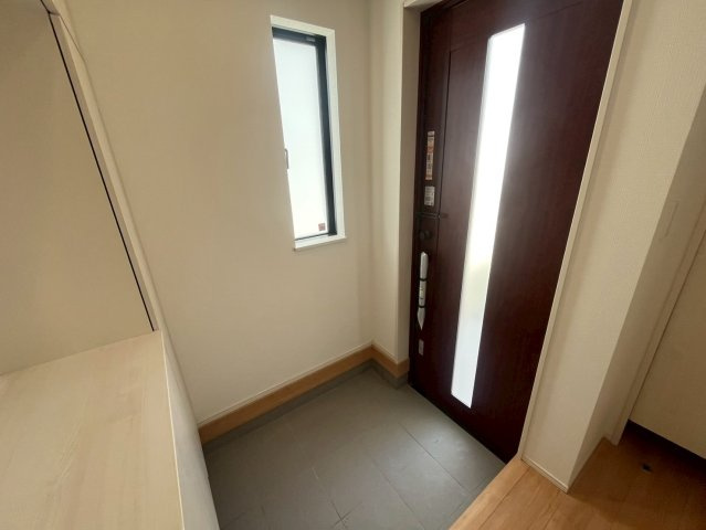 ハートフルタウン与那原町与那原　全4棟の玄関
