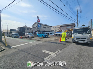 【前面道路含む現地写真】 | ブルーミングガーデン宇都宮市清住3丁目　2号棟 | 前面道路含む現地写真