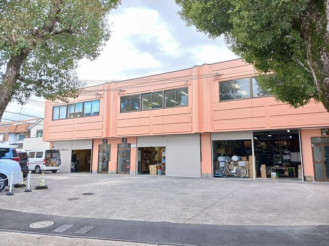 百楽荘４丁目倉庫付事務所１の外観