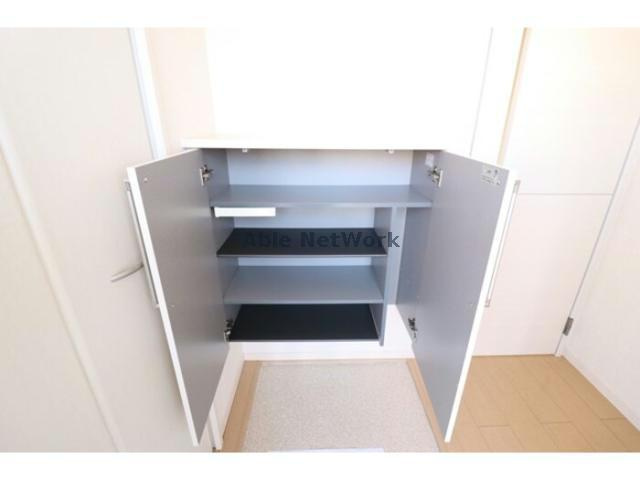 ウィルスクエアDの玄関|シューズＢＯＸ付