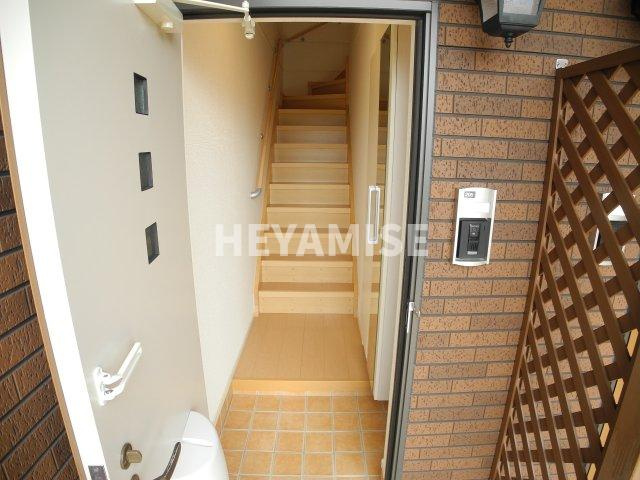 ルミエール高来の玄関