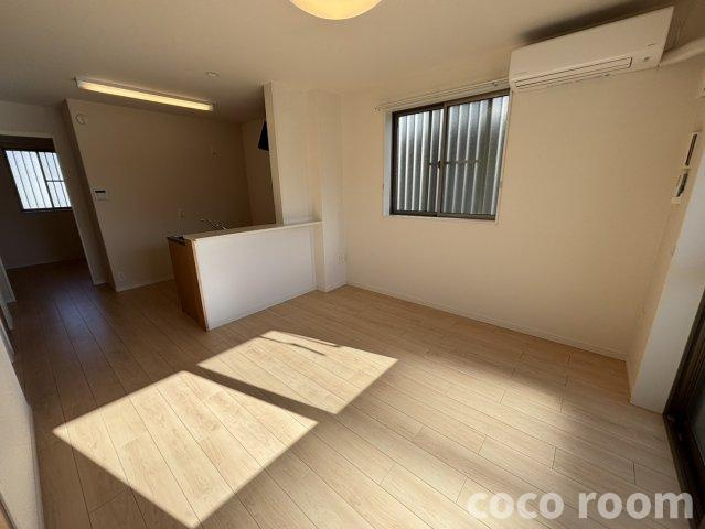 サニーコート中溝の居間・リビング