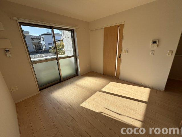 サニーコート中溝の居間・リビング