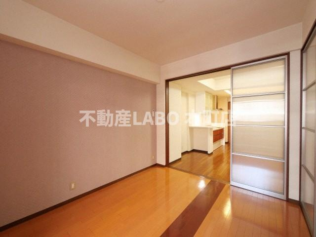 マスターズレジデンス道頓堀Ⅲの洋室