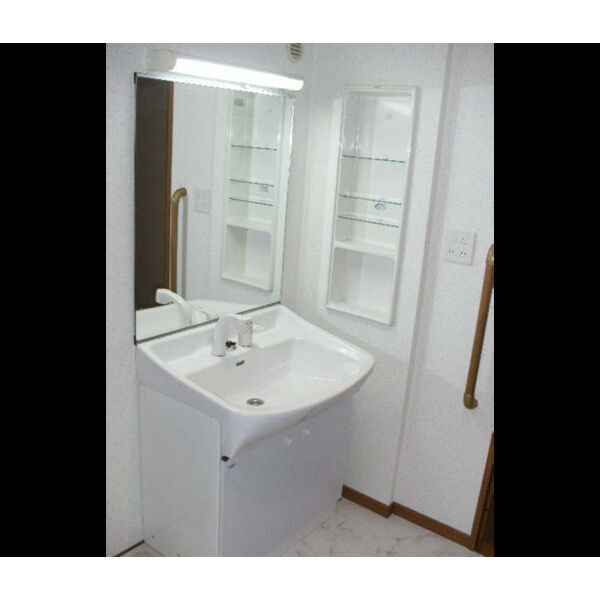 グランドゥール白金の洗面所