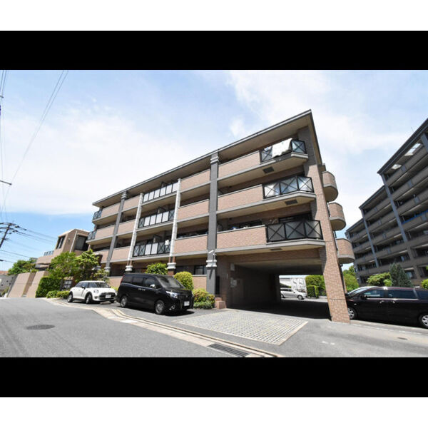 グランドゥール白金