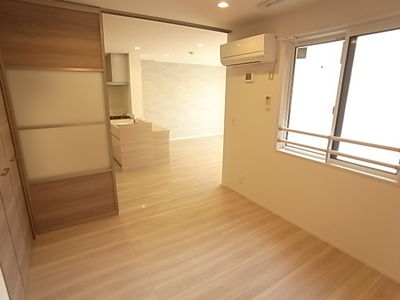  | Ｄ-ＲＯＯＭ神明町