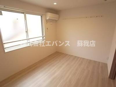 【寝室】 | Ｄ-ＲＯＯＭ神明町 | 落ち着いて過ごせるお部屋なので、寝室にいかがでしょうか