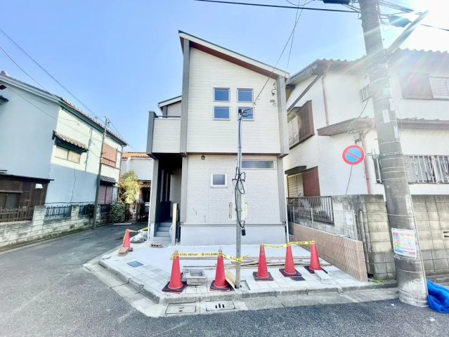 練馬区西大泉4丁目　人気の角地　太陽光×長期優良住宅の外観