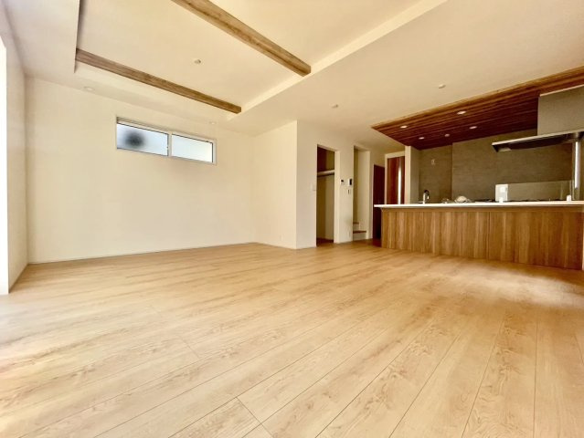 練馬区西大泉4丁目　人気の角地　太陽光×長期優良住宅の省エネ性能ラベル