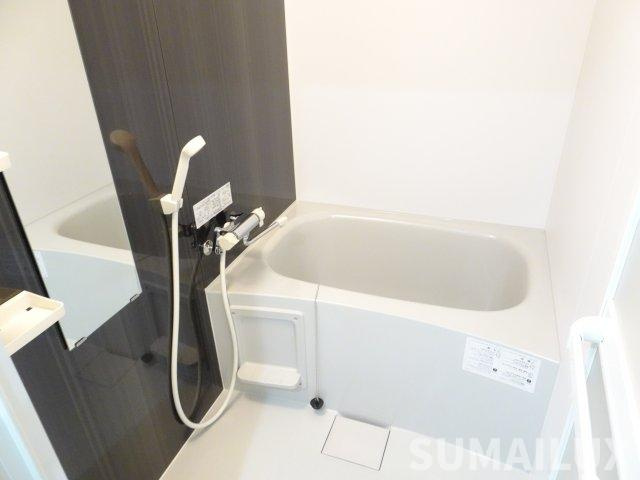 熊本市中央区出水１丁目の賃貸マンションの浴室