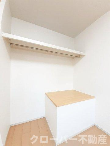 エルベッタ城東の収納