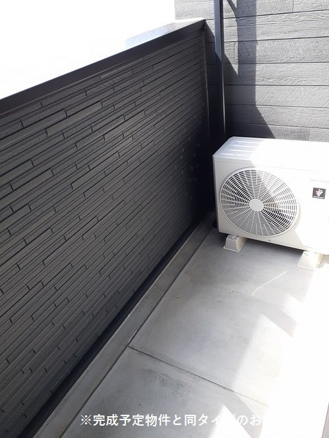 エル・ブランシュ　Ａのバルコニー