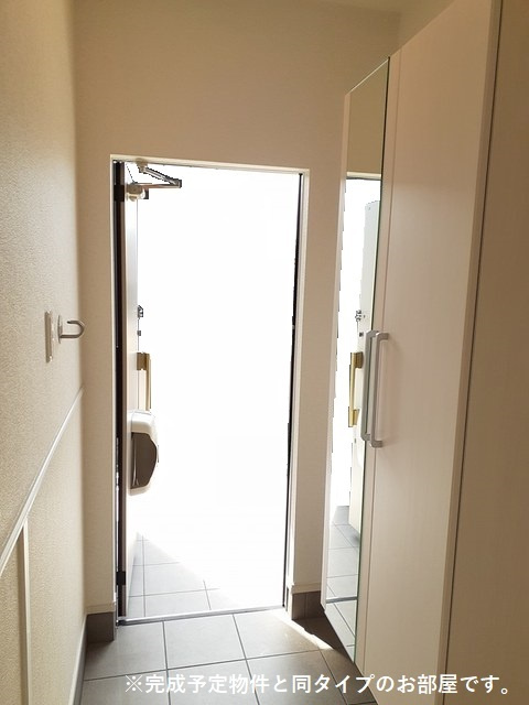 エル・ブランシュ　Ａの玄関