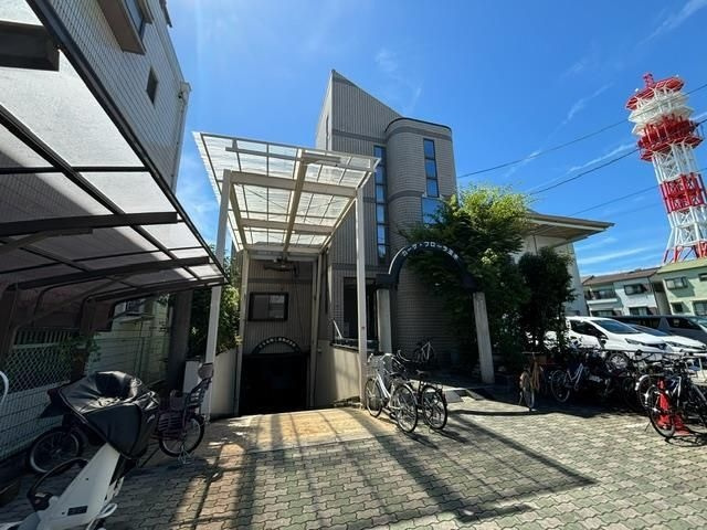 カーサ・フローラ玉木の外観