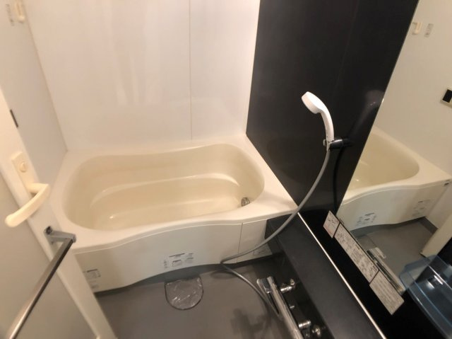 プロスペクト恩賜公園の浴室|※同物件別部屋別間取り参考写真