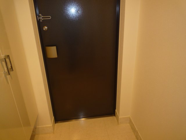 プロスペクト恩賜公園の玄関|※同物件別部屋別間取り参考写真