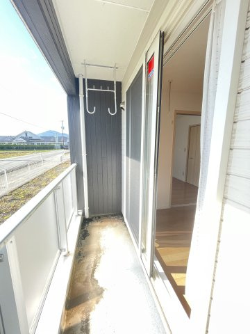 パルテBのバルコニー|※入居中の為、同タイプ別のお部屋の写真となります。