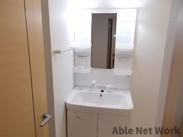 グレイス ヒルの洗面所|シャワー付洗面台