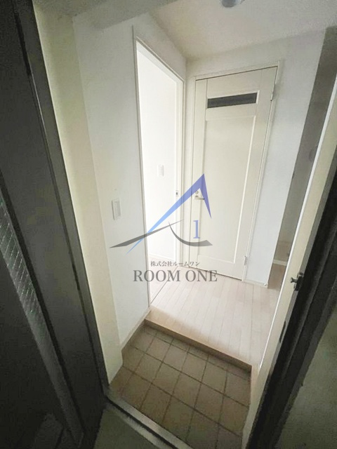 ラティス新橋の玄関|玄関です。