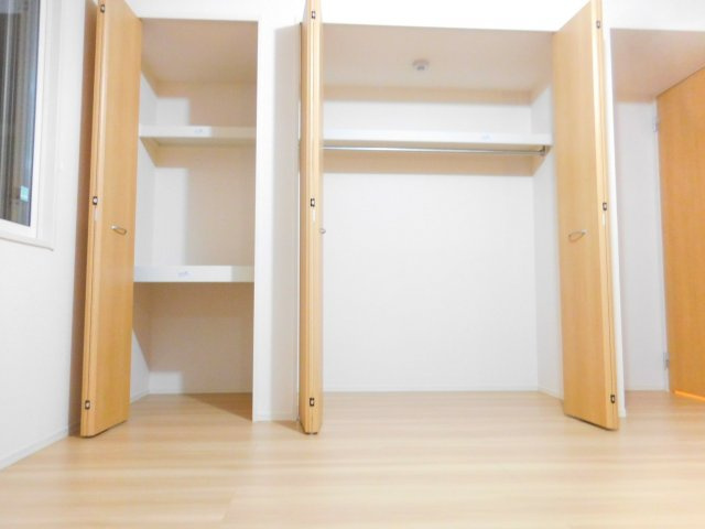 高槻市城西町のアパートの収納